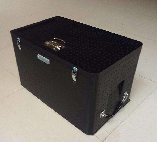 epp食(shi)品保溫箱(xiang)2