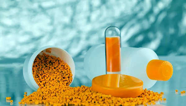 包裝(zhuang)成型色(se)母粒 包(bao)裝成型(xing)色母粒(li)