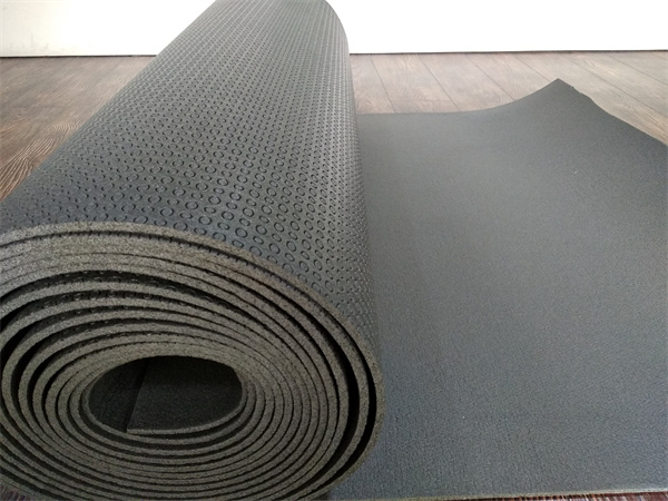 單面凹發(fa)泡橡膠減(jian)震墊闆